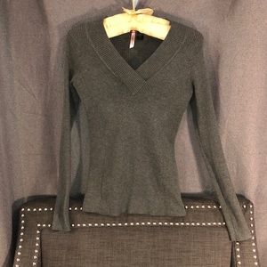 Grey Vneck Top